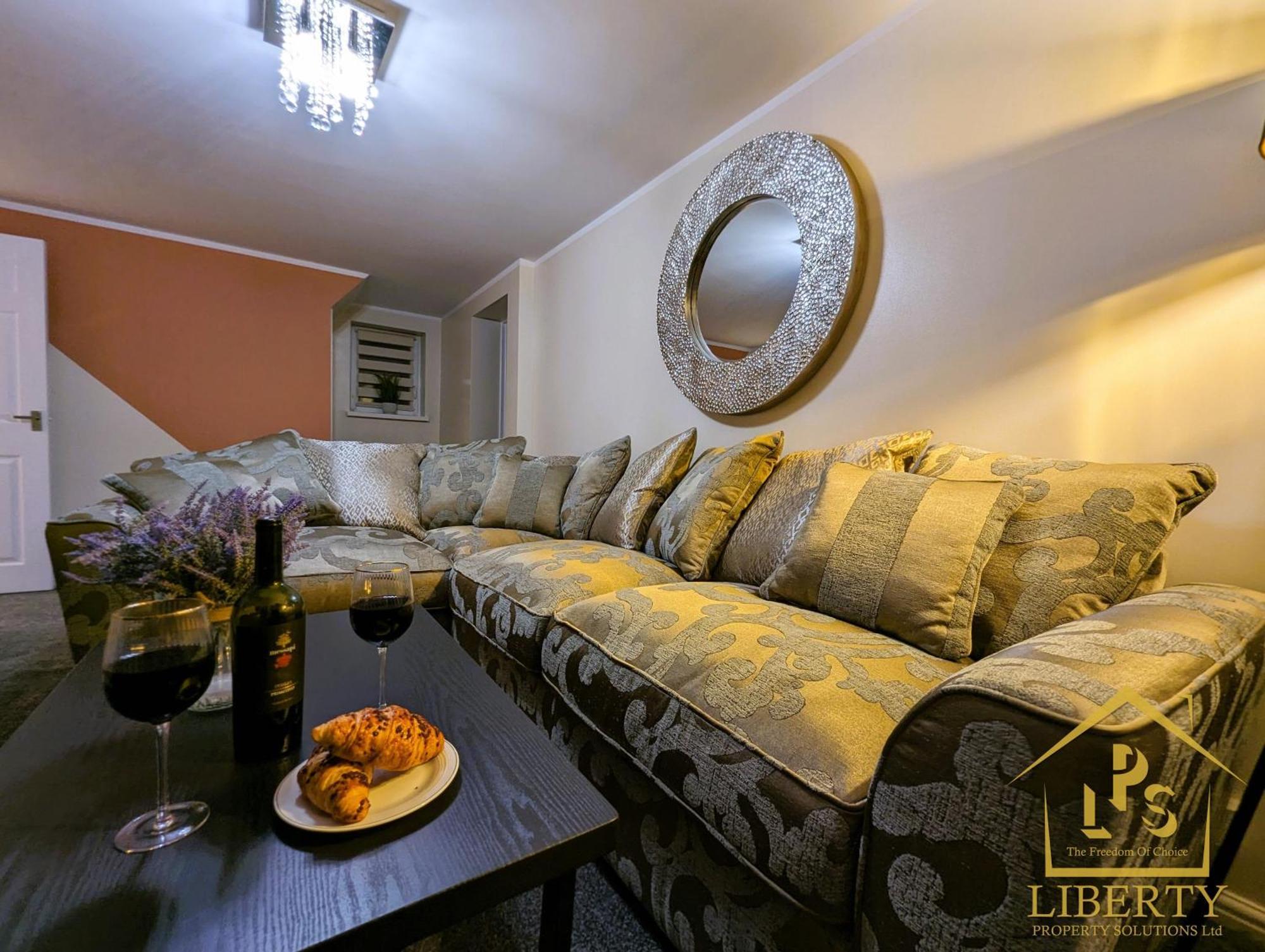 6 Guests * 4 Bedroom * Free Wi-Fi *Χάντινγκτον Εξωτερικό φωτογραφία
