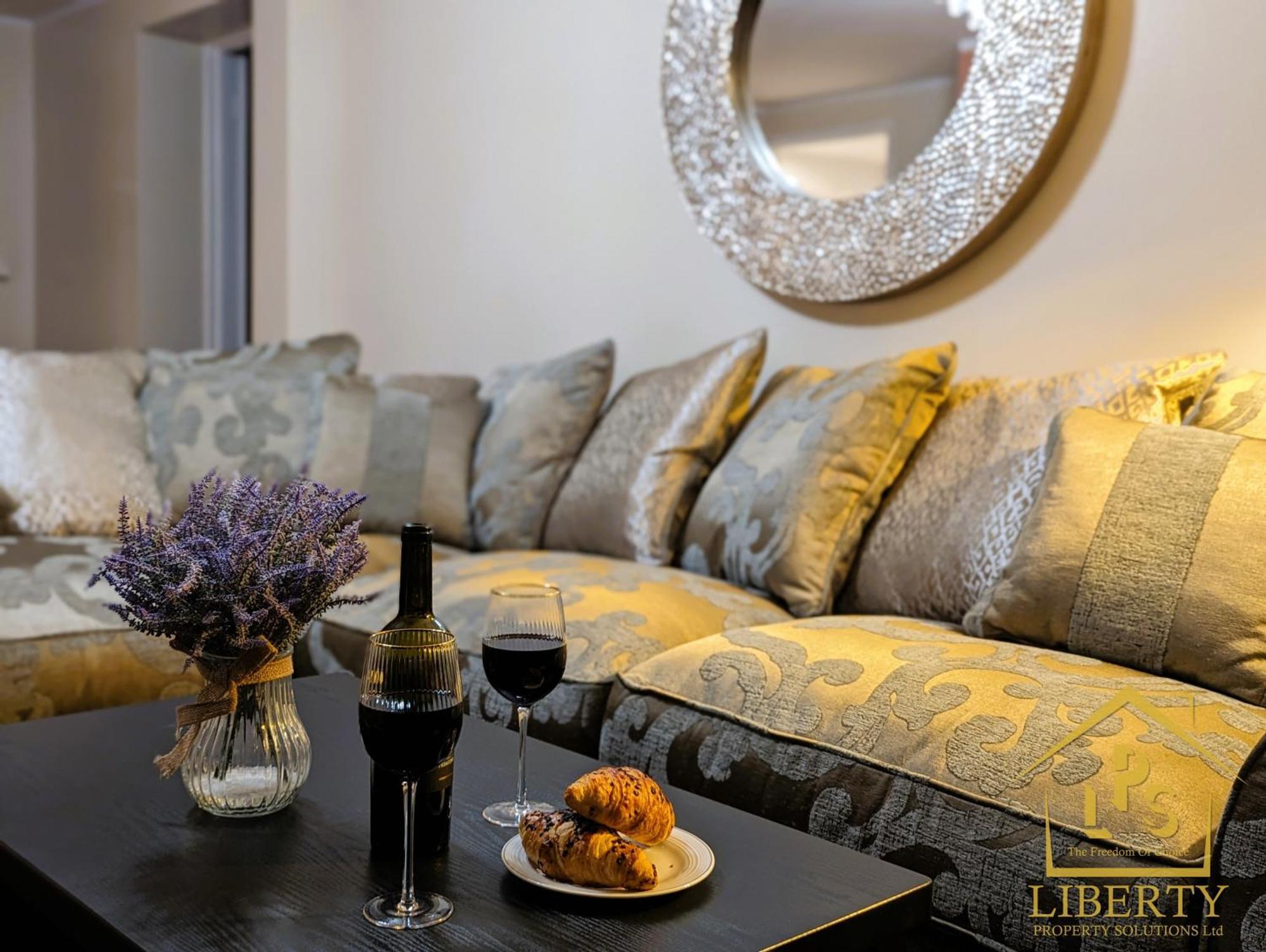 6 Guests * 4 Bedroom * Free Wi-Fi *Χάντινγκτον Εξωτερικό φωτογραφία
