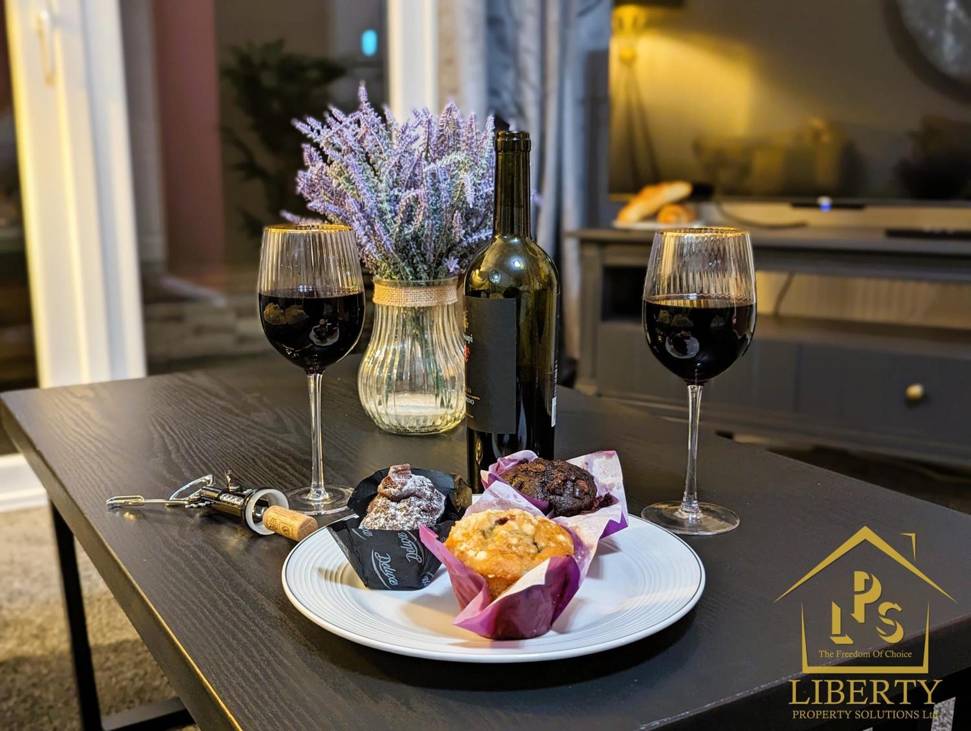 6 Guests * 4 Bedroom * Free Wi-Fi *Χάντινγκτον Εξωτερικό φωτογραφία
