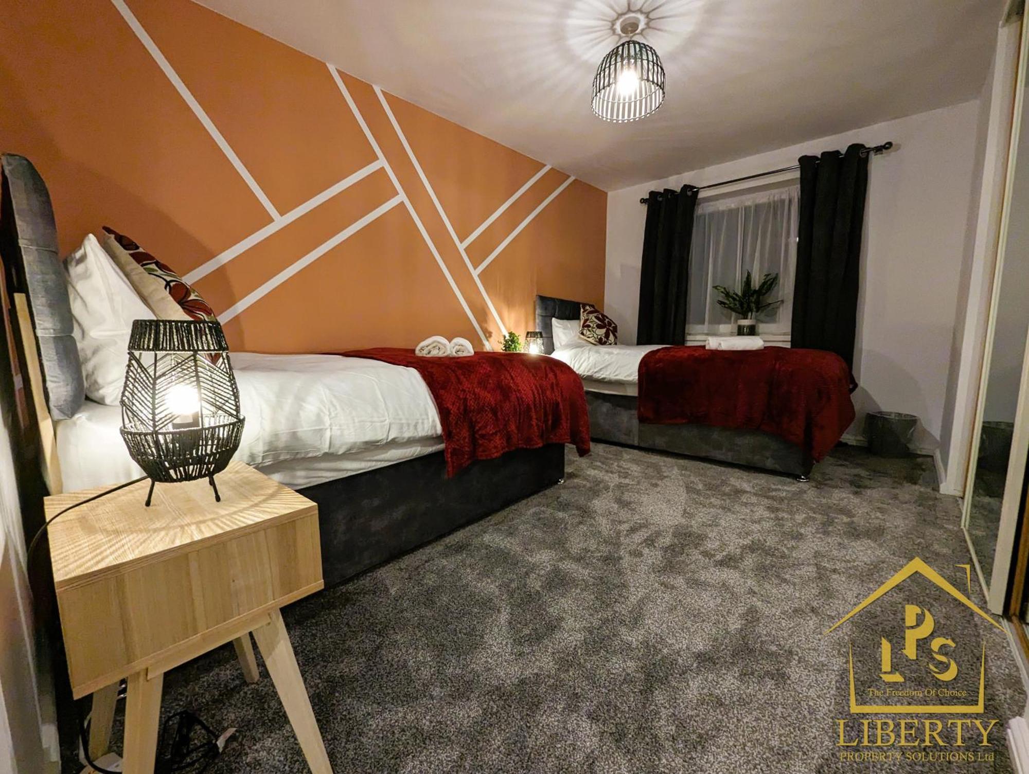 6 Guests * 4 Bedroom * Free Wi-Fi *Χάντινγκτον Εξωτερικό φωτογραφία