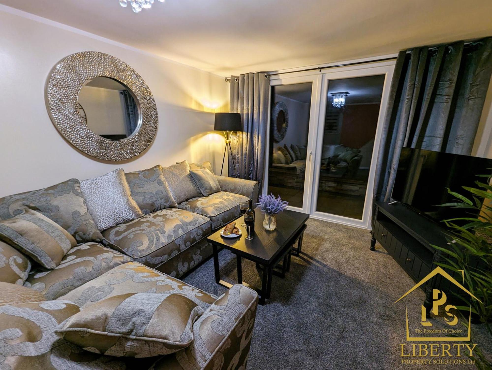 6 Guests * 4 Bedroom * Free Wi-Fi *Χάντινγκτον Εξωτερικό φωτογραφία